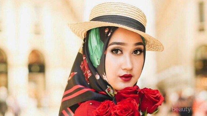 [FORUM] Paduan hijab dan topi, agar jauh dari kesan norak