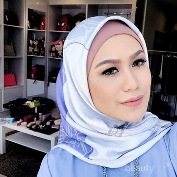 4 Beauty Blogger Asal Malaysia yang Gaya Make Upnya Patut Diperhitungkan!