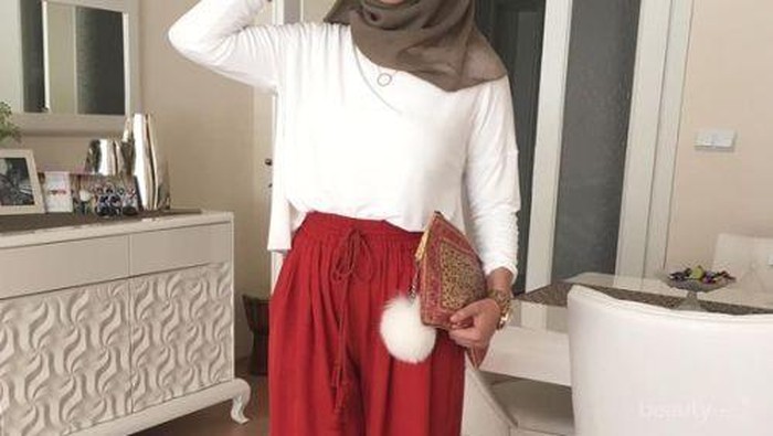 Paper Bag Pants: Beberapa Inspirasi Tampilan Menggunakan Celana dengan Detail Kerut di Bagian Pinggang