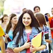 [FORUM] Jadi calon mahasiswa baru, baju apa ya yang bisa dipakai ke kampus? Minta sarannya