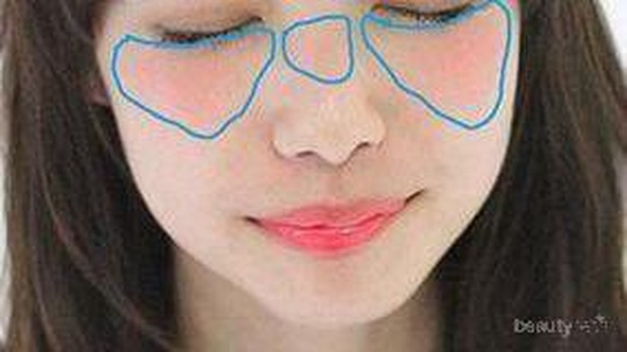 The Must-Try Undereye Blush On, Ini Dia Beberapa Tipsnya!