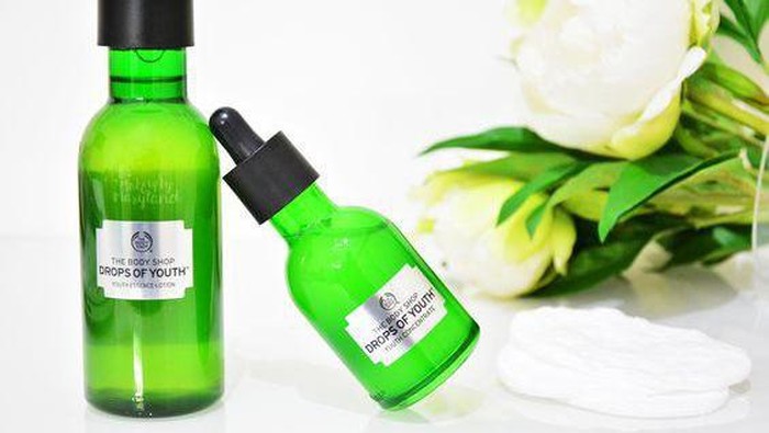 Mau Serum Bermanfaat dengan Maksimal? Gunakan The Body Shop Drops Of Youth Youth Concentrate (Pre-Serum)