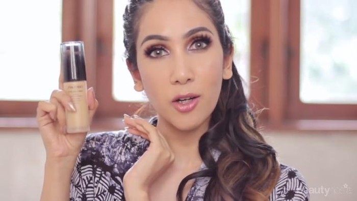 [FORUM] Kenapa ya kalau Suhay Salim review makeup gitu, pasti semua orang pengen beli?