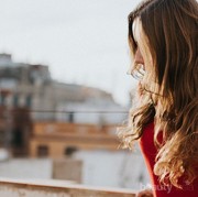Ingin Rambut Sehat Setiap Saat? Siap Sedia 3 Produk Perawatan Rambut Ini di Dalam Tas!