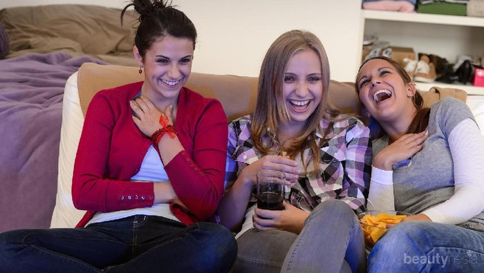 Kesalahan dalam Drama Korea Ini Akan Membuatmu Senyum-senyum Sendiri Lho