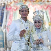 [FORUM] Beberapa Seleb Ini Berjodoh Lewat Taaruf, Suka yang Mana?