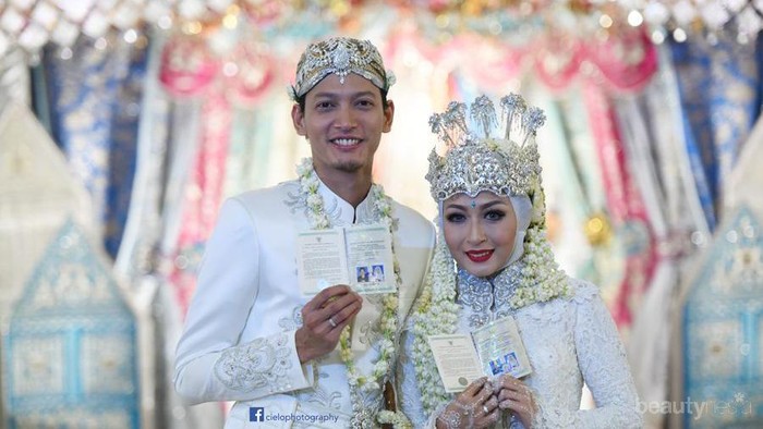 [FORUM] Beberapa Seleb Ini Berjodoh Lewat Taaruf, Suka yang Mana?