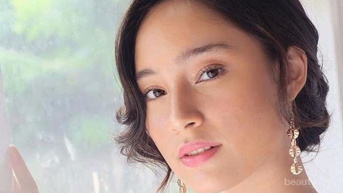 Kamu Penyuka Aksesoris? Ini Trend Anting Lucu yang Hits Banget di Sepanjang Tahun 2017