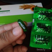 [FORUM] Kalian konsumsi vitamin kulit nggak? Boleh tau apa aja?