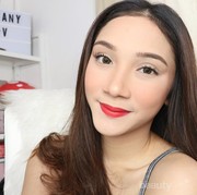 [FORUM] Pakai alas bedak di bibir, bikin lipstik awet?