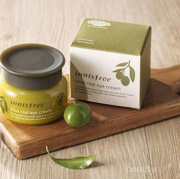 Innisfree Olive Real Eye Cream, Eye Cream yang Terbuat dari Olive Oil Terbaik!