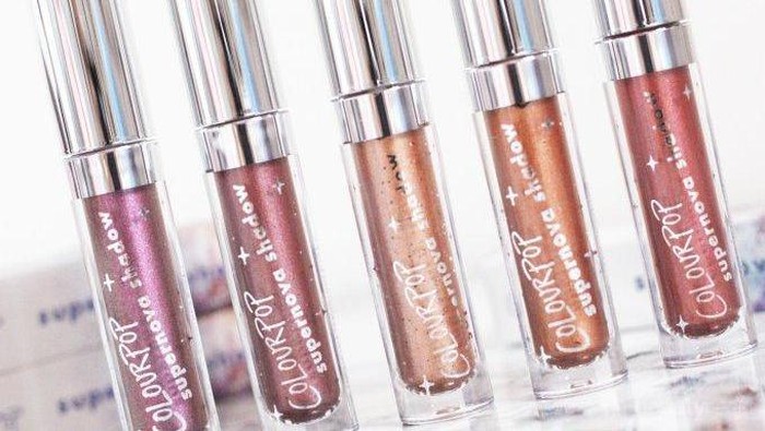 #NEWS Terlihat Futuristik, Ini Koleksi Liquid Eyeshadow Glitter dari ColourPop