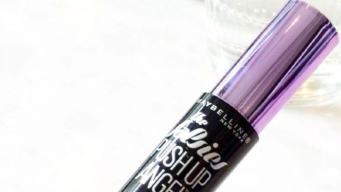 Maybelline The Falsies Push Up Angel Mascara Bikin Bulu Mata Lentik Natural!