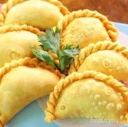 Yuk, Buat Camilan Pastelmu Sendiri yang Renyah dan Lezat Ini