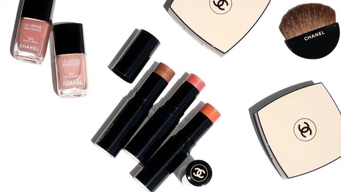 Mau Tahu Rahasia Wajah Merona? Coba Pakai CHANEL Healthy Glow Sheer Color Stick