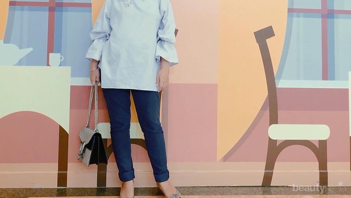 Wah, Ini Dia Gaya Hijab Sehari-hari Ala Desainer Tanah Air yang Kece Banget