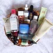 {FORUM] Produk skincare apa saja yang boleh dipakai oleh ibu hamil muda?