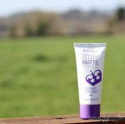 Rimmel Stay Matte Primer, Salah satu Primer Terbaik yang Ramah di Kantong!