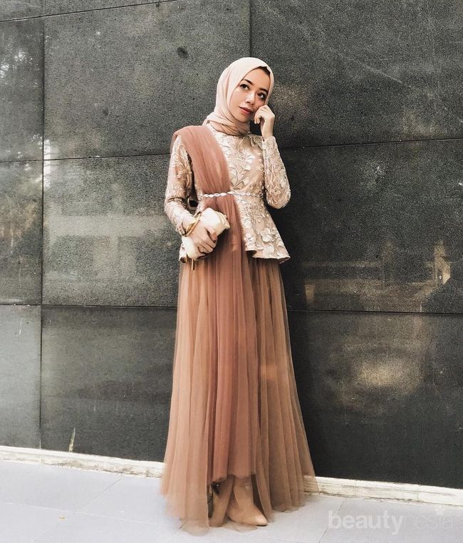 [FORUM] Ke kondangan lebih suka pake brukat atau baju sopan biasa?