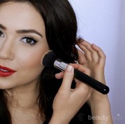 Tertarik Menjadi Beauty Vlogger? Mudah Kok, Ini Tips Dasar yang Perlu Kamu Ketahui!