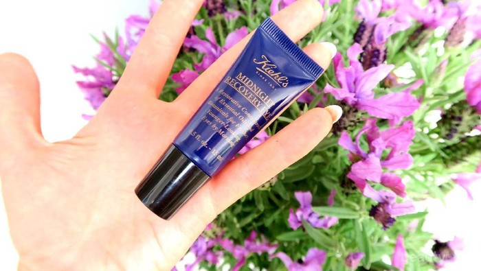 Kiehls Midnight Recovery Eye Cream, Si Kecil yang Efektif Atasi Mata Panda!