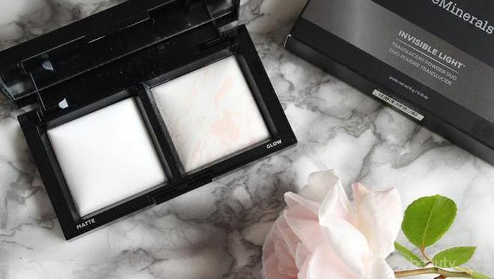 BareMinerals Invisible Light Translucent Powder Duo, Bedak Duo untuk Dapatkan Matte, Flawless, dan Glowing Skin