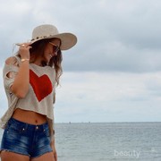 [FORUM] Kalian pede gak sih kalo ke pantai pakai bikini?