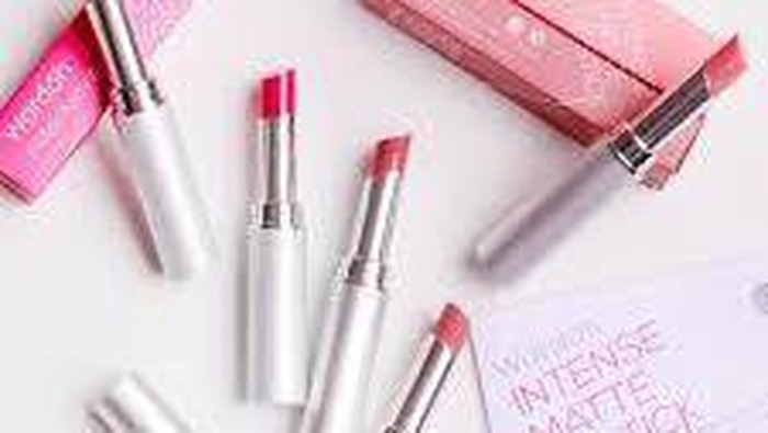 Jangan Salah Pilih, Ini Warna Lipstick Wardah yang Cocok untuk Masing-Masing Warna Kulitmu!