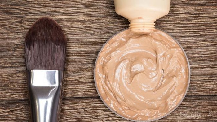 Kehabisan BB Cream? Tak Pakai Ribet, Kamu Bisa Membuatnya Sendiri, Lho!