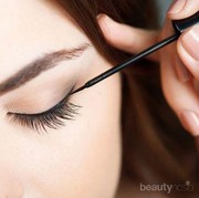 Bikin Tampilan Mata Cantik Seharian! Eyeliner Anti-Luntur Brand Lokal Ini Wajib Kamu Punya, Ladies
