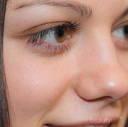 [FORUM] Aku mau bagi-bagi cara memanjangkan bulu mata pakai minyak zaitun nih