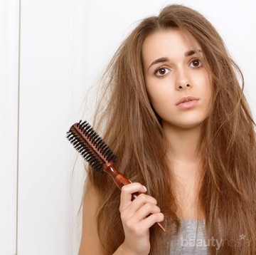 4 Cara Perawatan yang Tepat untuk Kamu yang Punya Masalah Rambut Kering!