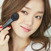 [FORUM] Suka makeup tapi wajah berminyak, gimana dong?