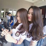 #FORUM Cewek-cewek zaman sekarang pada pakai makeup gak sih ke sekolah?