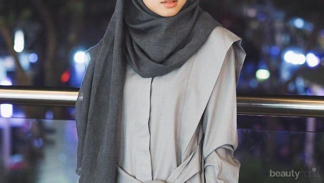 Tutorial Hijab Daily Look Untuk Hijabers Berwajah Bulat Supaya Terlihat Lebih Tirus