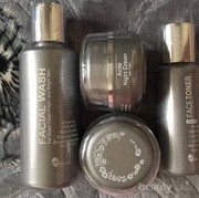 [FORUM] Siapa nih yang sudah pernah nyoba MSGLOW skincare? Review dikit dong.