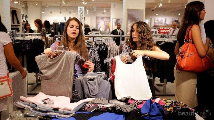 [FORUM] Kalian sering menghabiskan berapa untuk beli baju dalam sebulan?