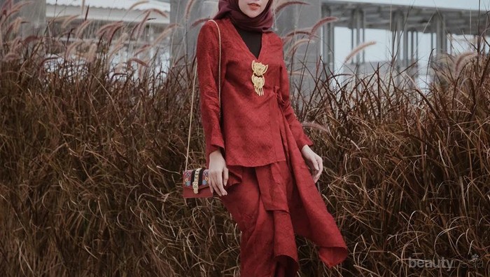[FORUM] Hijabers, mendingan kebaya atau dress ya buat dipakai kondangan?