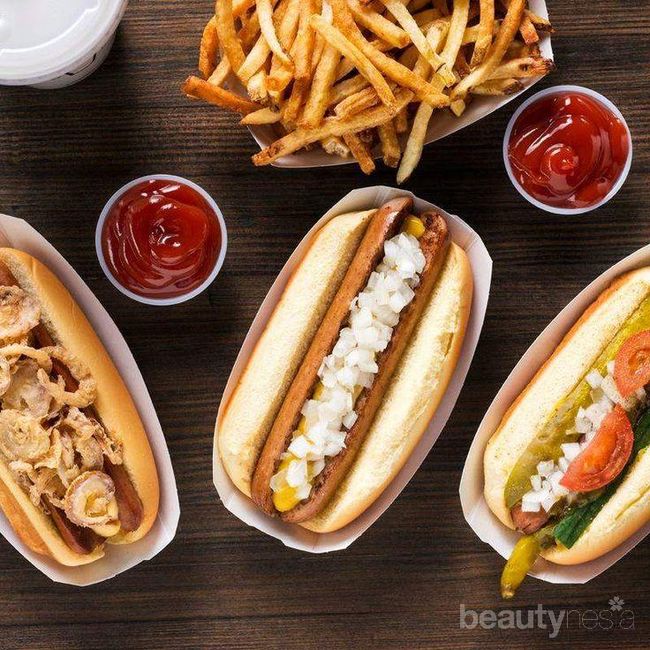 Mau Tahu Tempat Hot Dog Paling Enak dan Lezat di Jakarta? Ini Pilihan