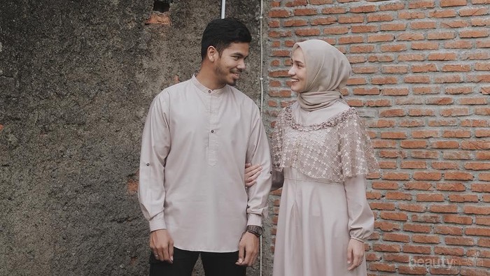 [FORUM] Kalo ke kondangan sama partner, suka pakai outfit samaan ga?