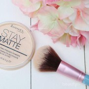 Sebelum Membelinya, Kamu Perlu Mengetahui Fakta Pro dan Cons Tentang Rimmel Stay Matte Pressed Powder, Ladies!