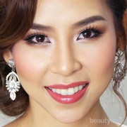 Tak Perlu Pakai MUA Tapi Tetap Flawless, Ini Tutorial Make Up dari Tina Yong untuk Hari Tunangan