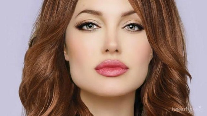 Ladies, Ini Dia Warna Lip Cream yang Cocok untuk Kamu Pemilik Bibir Tebal
