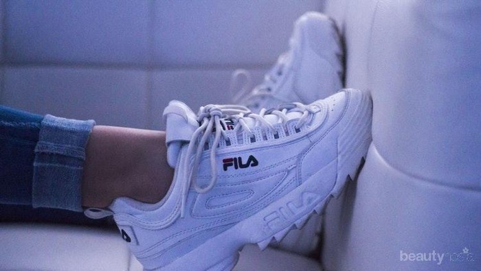 [FORUM] Bagaimana membedakan sneakers KW dan original?