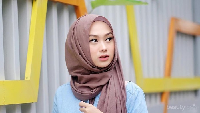 Kesal dengan Warna Hijab yang Cepat Pudar? Ini Dia Rahasia Perawatannya yang Tepat