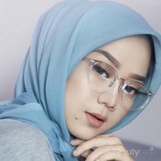 Tips Makeup Flawless Sehari-Hari ala Beauty Vlogger Cheryl Raissa dengan Produk SILKYGIRL dan DAN+DAN