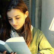 Bosan Novel yang Itu-itu Saja ? Coba Cek 4 Rekomendasi Novel yang Sukses Bikin Galau Ini!