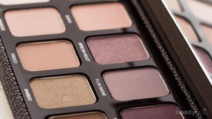 Yuk, Coba Laura Mercier Artist's Eye Palette untuk Kombinasi Warna Eyeshadow yang Lebih Elegan dan Cantik