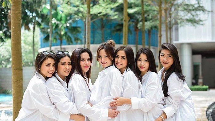 Duh! Geng Sosialita Artis Indonesia Ini Benar-benar Bikin Iri Banget Ya Ladies