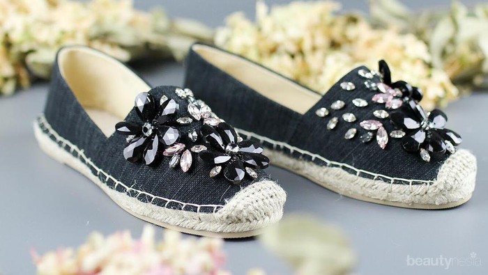 Jangan Intip 5 Brand Sepatu Lokal Ini di Instagram Kalau Enggak Mau Kalap! Jangan Intip 5 Brand Sepatu Lokal Ini di Instagram Kalau Enggak Mau Kalap!